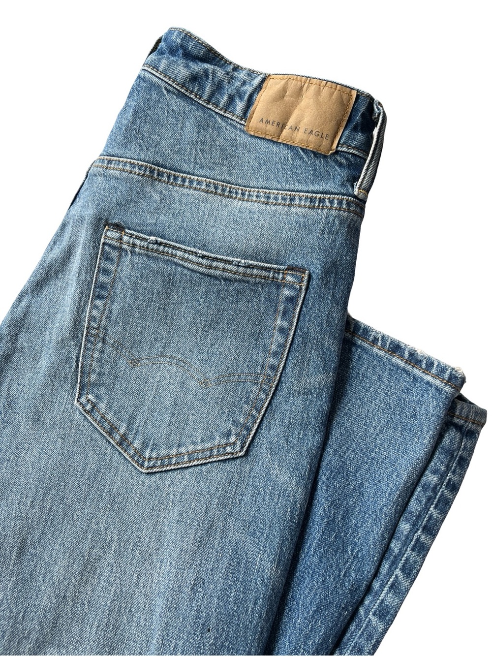 NEW American Eagle Athletic Loose Fit Jeans Distressed Denim Mens Size 30 x 30